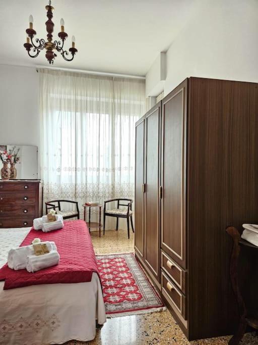 Апартаменты La Casa Di Nonna Gina Альба Экстерьер фото